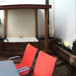 Apart Otel Privilege & Eurociel Centre Comedie 3*