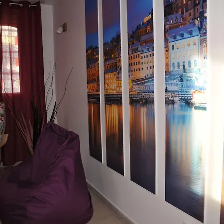 Privilege & Eurociel Centre Comedie アパートホテル