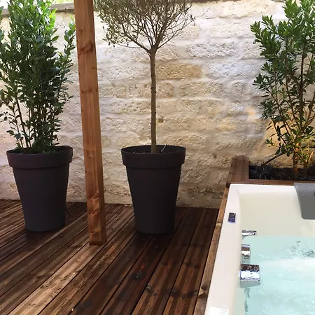 Privilege & Eurociel Centre Comedie Apartmanhotel