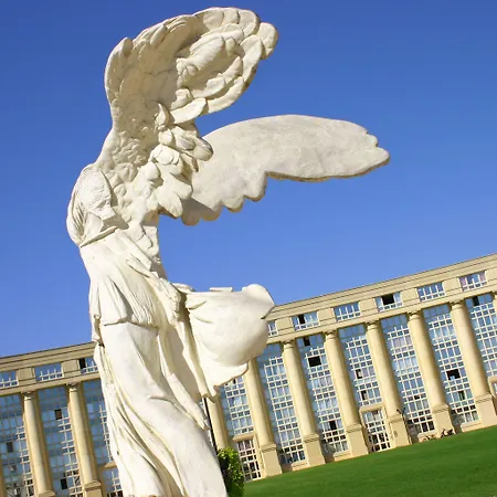 アパートホテル Privilege & Eurociel Centre Comedie 3*