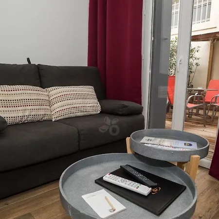 Privilege & Eurociel Centre Comedie アパートホテル 3*