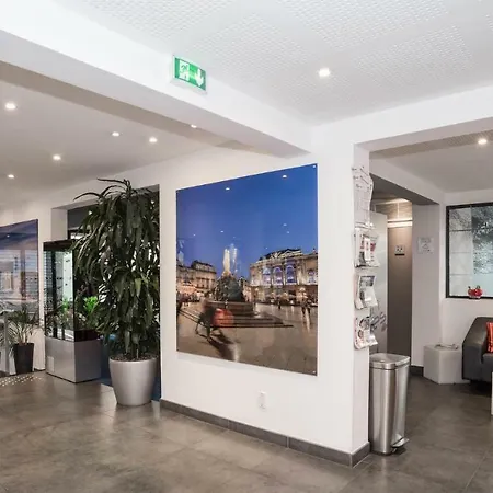 Aparthotel Privilège Hôtel&apparts Eurociel Centre Comédie