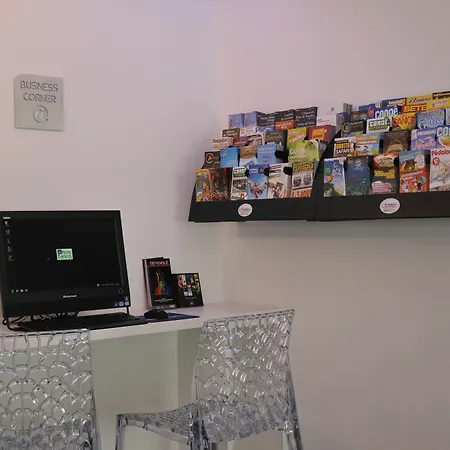 Privilege & Eurociel Centre Comedie アパートホテル