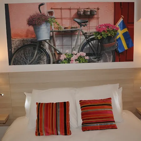 Aparthotel Privilege & Eurociel Centre Comedie