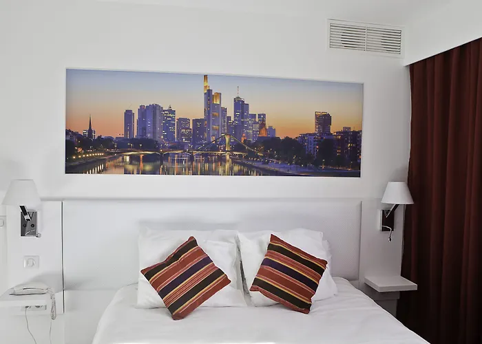 Privilège Hôtel&apparts Eurociel Centre Comédie 3* Montpellier