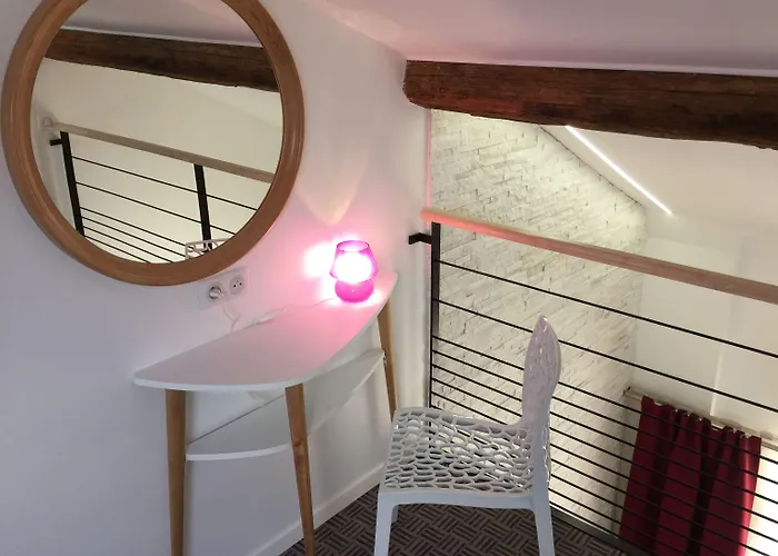 Privilège Hôtel&apparts Eurociel Centre Comédie Apart-hotel 3*