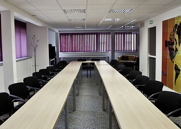 Privilège Hôtel&apparts Eurociel Centre Comédie Apart-hotel 3*