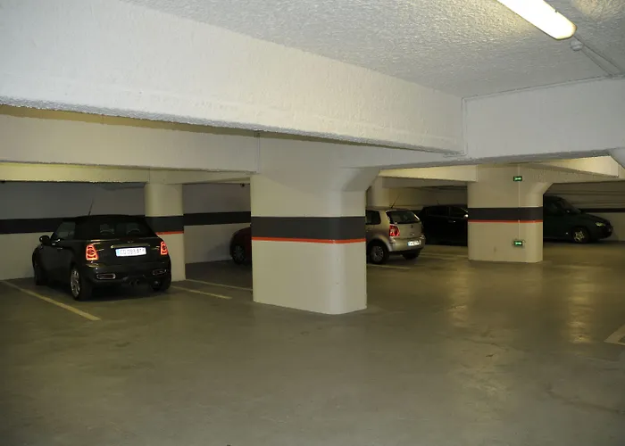 Privilège Hôtel&apparts Eurociel Centre Comédie Apart-hotel 3*