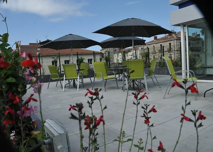 Privilège Hôtel&apparts Eurociel Centre Comédie Apart-hotel