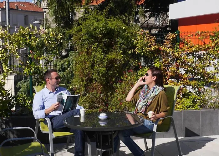 Privilege & Eurociel Centre Comedie Ξενοδοχείο με διαμερίσματα 3*