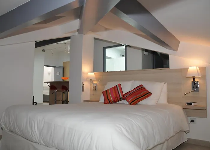 Privilège Hôtel&apparts Eurociel Centre Comédie 3* Montpellier